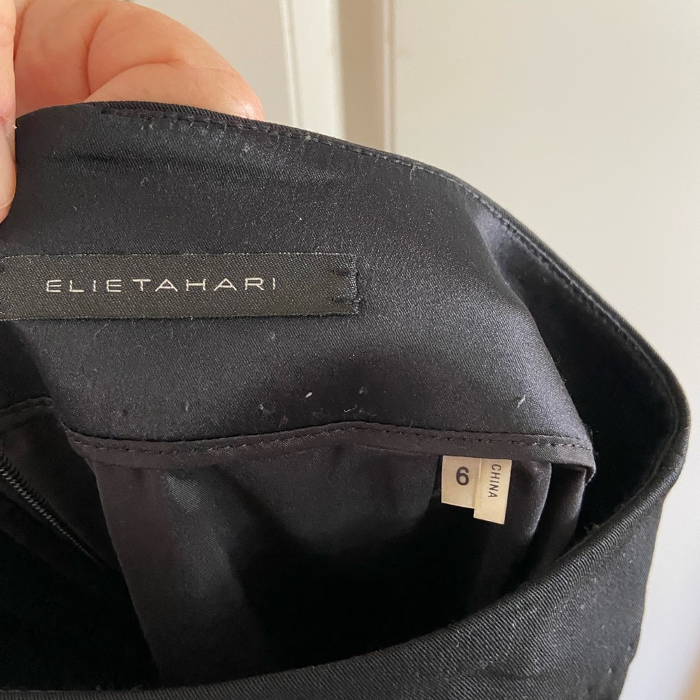 Ellie Tahari Black skirt